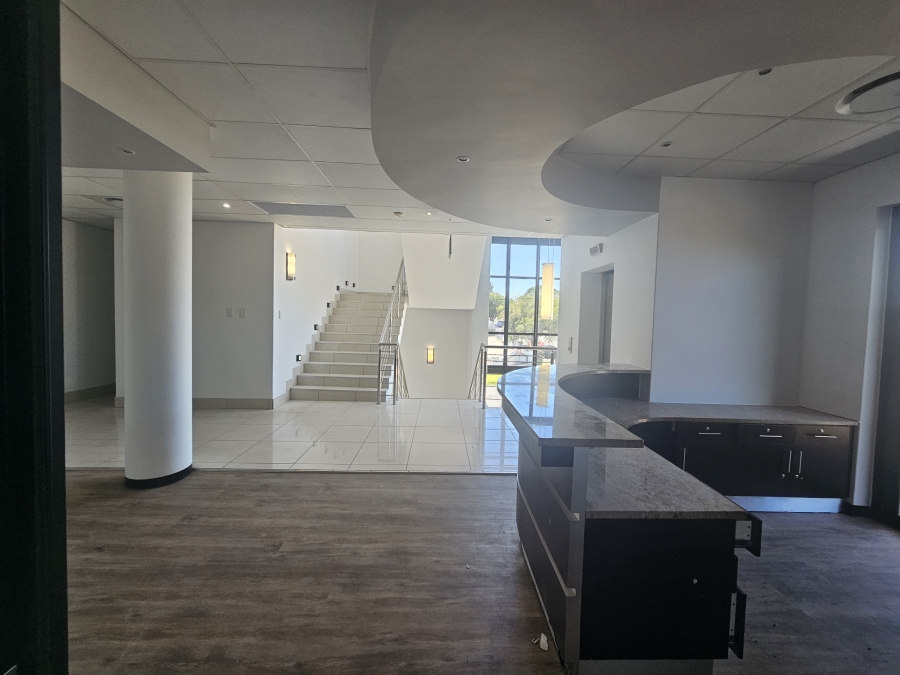 To Let commercial Property for Rent in Vincent Eastern Cape